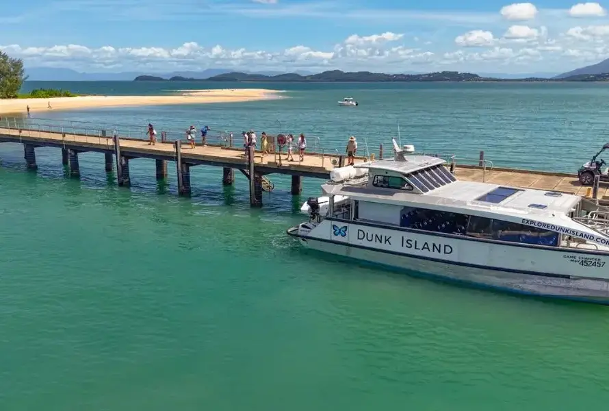 how to get to dunk island using the ferry